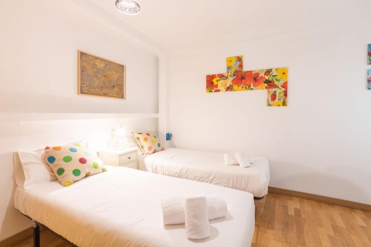 Ferienwohnung Goles Courtyard With Parking By Valcambre Sevilla Exterior foto